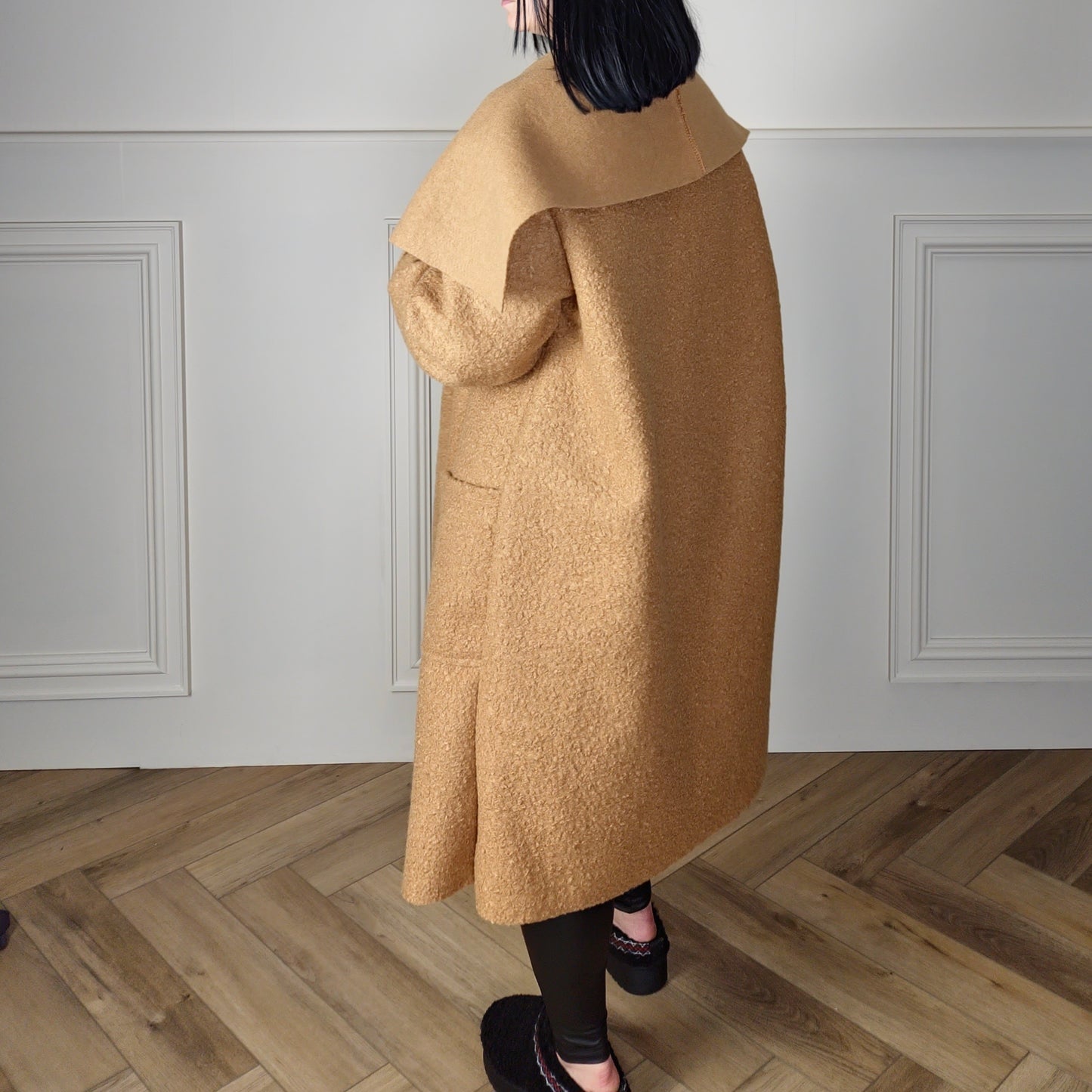 TINA - Oversized Waterfall Front Pocket Boucle Jacket (Curve)