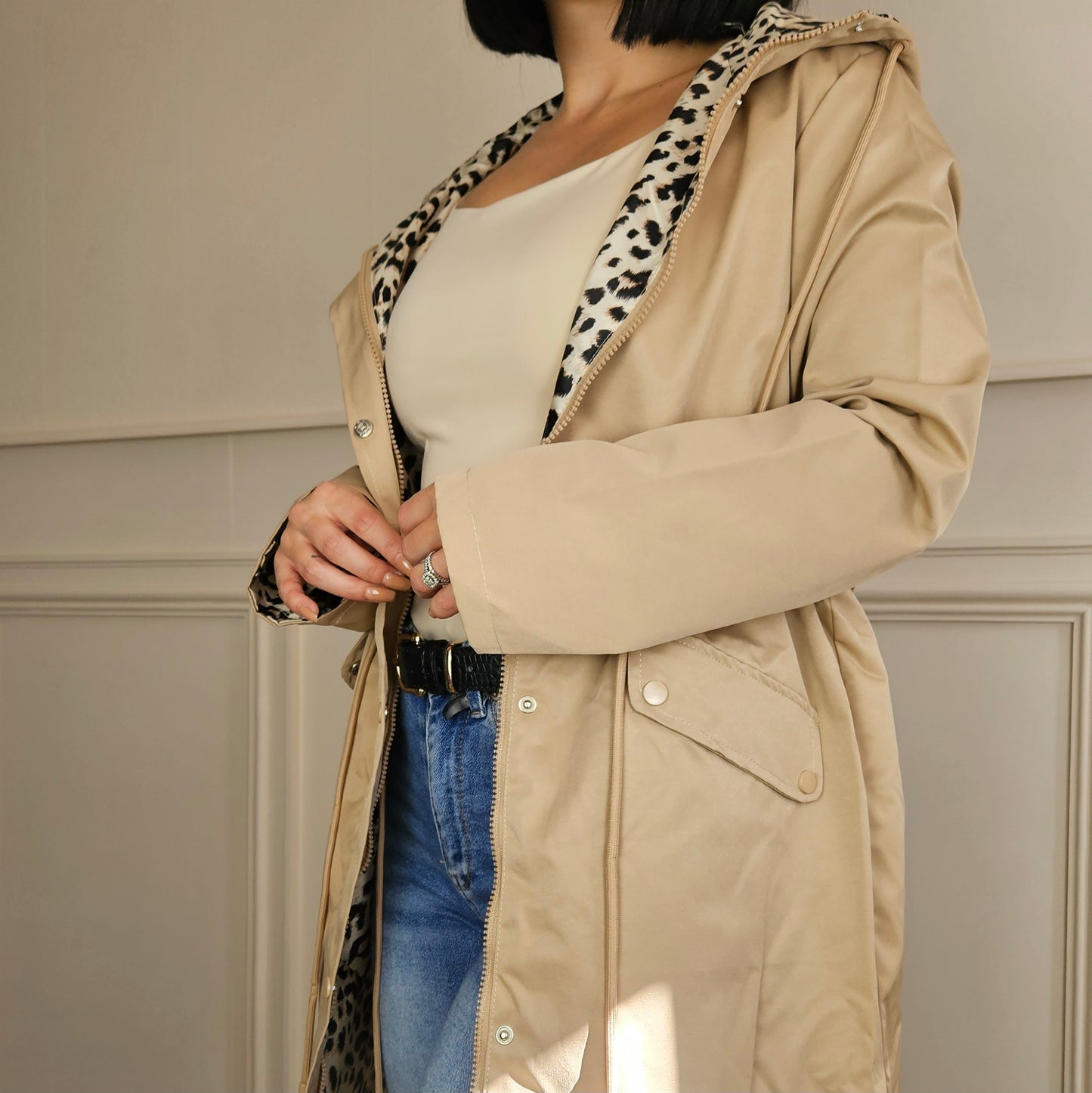 HOLLIE - Reversible Beige Windbreaker Jacket