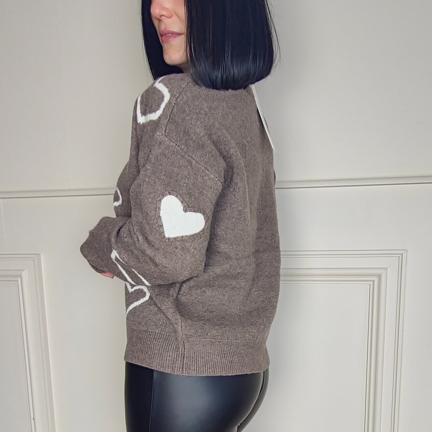 MILA - PREMIUM Contrast Heart Sweater Jumper Mocha
