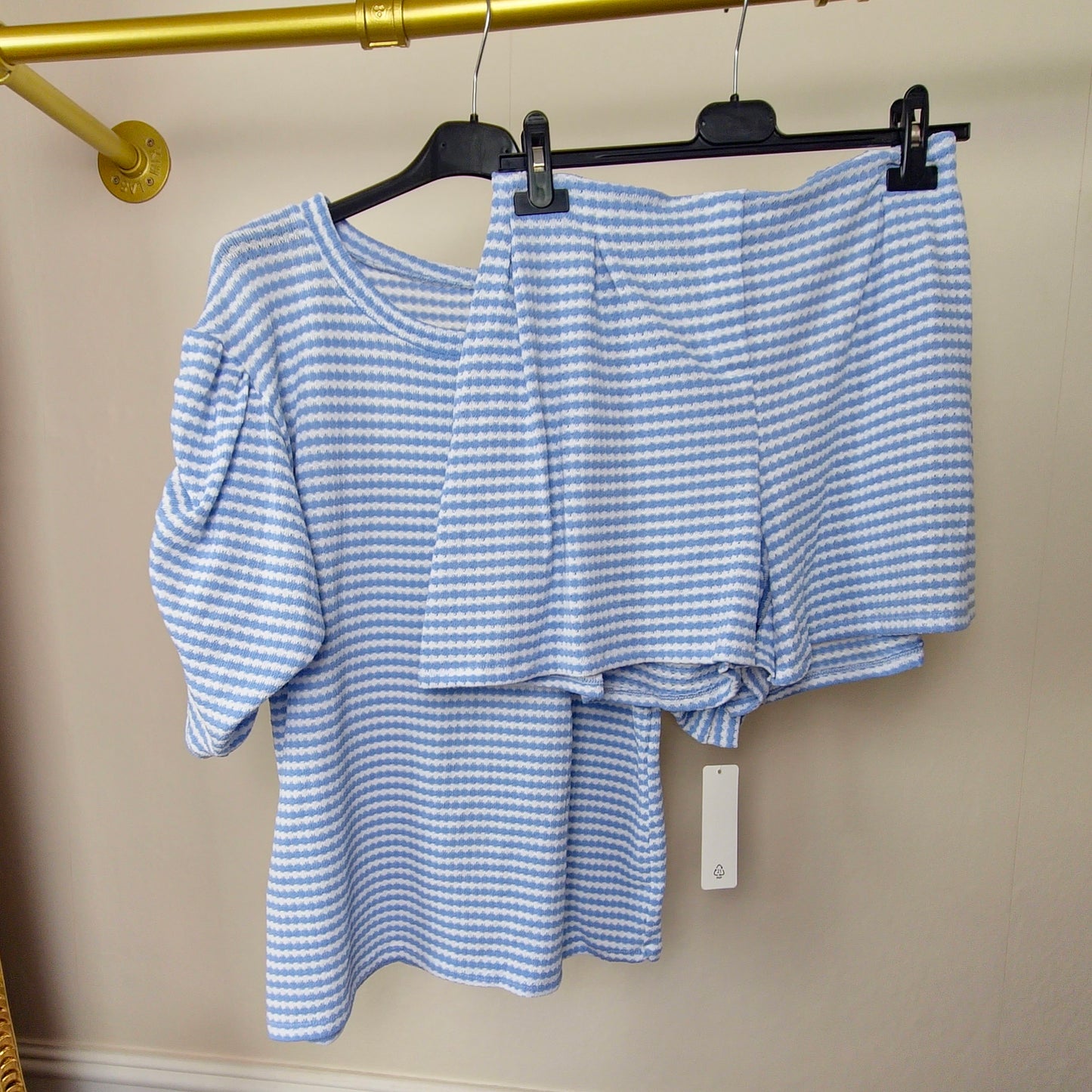 EMMI - Ruched Sleeve Top With Matching Shorts Blue