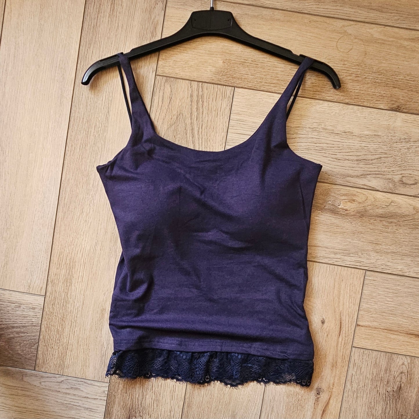 LIA - Padded Cotton Lace Trim Vest Navy