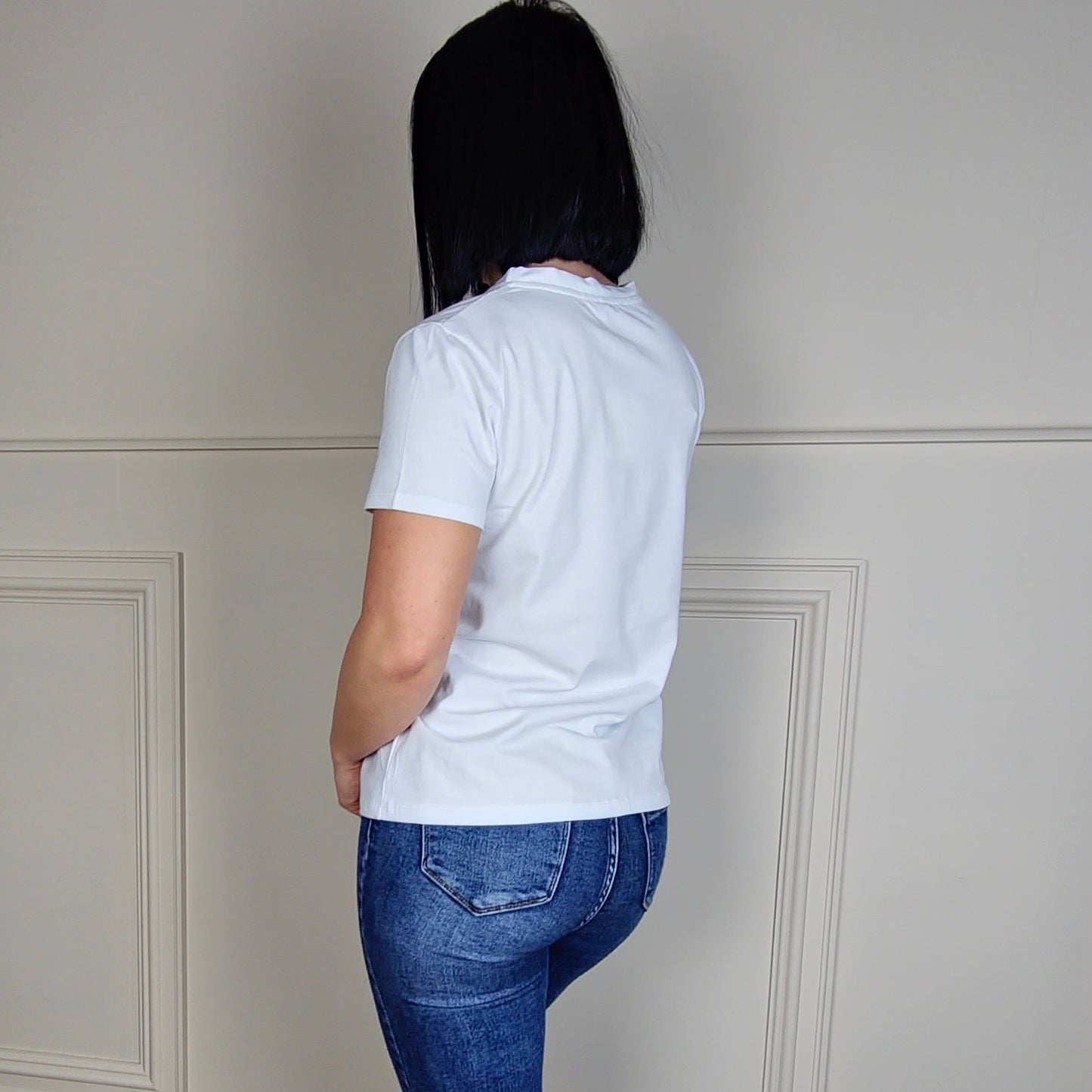 KORINA - Large Paw Print Graphic Tee