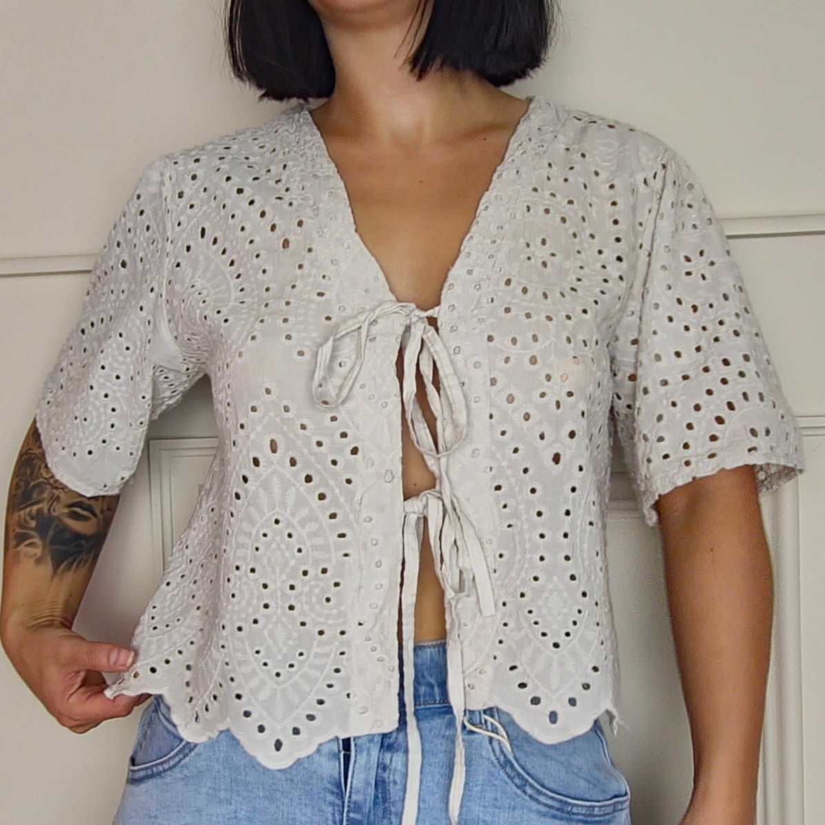 BELLE - Broderie Style Scallop Hem Tie Up Blouse