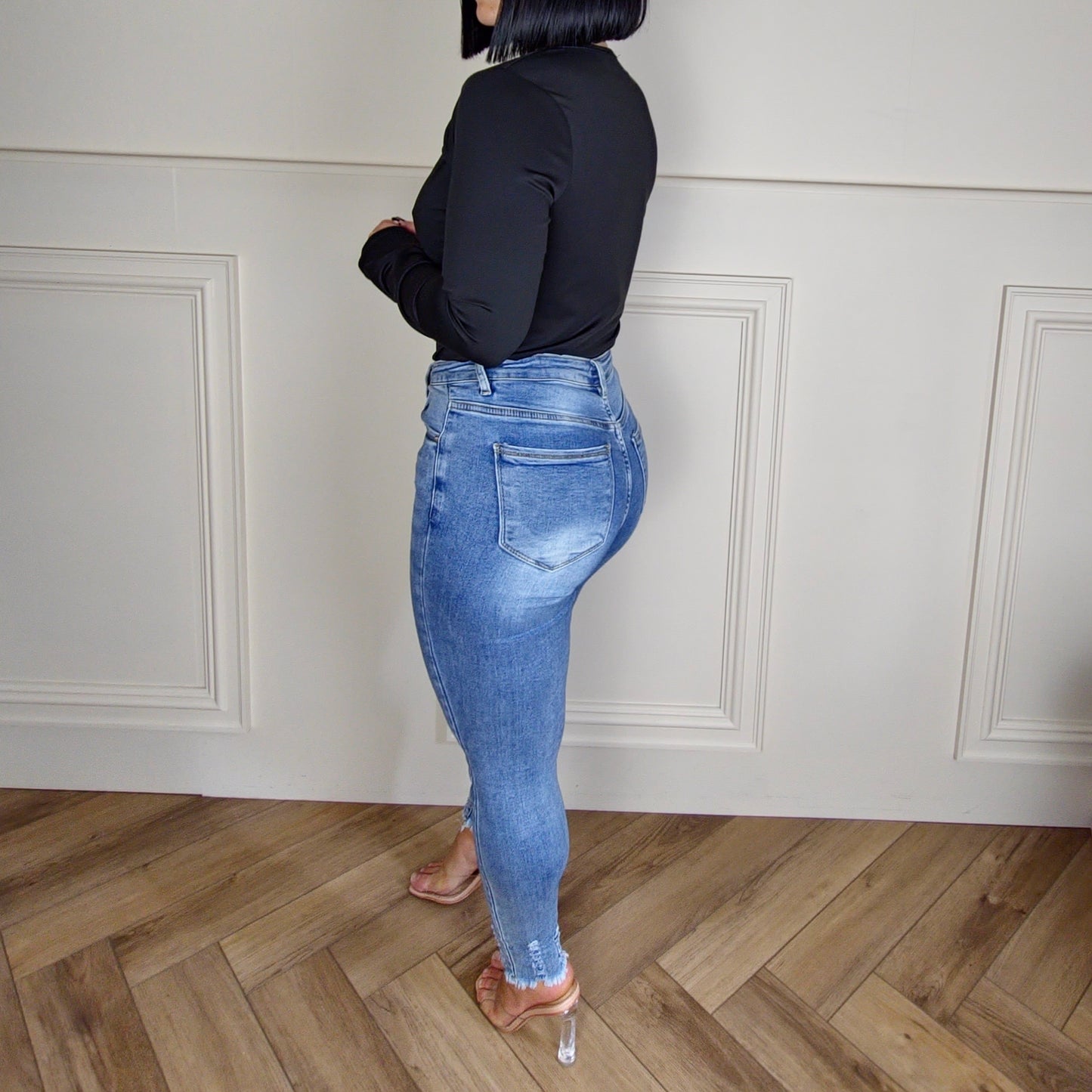 LATISHA - Gold Clasp Slinky Top Black