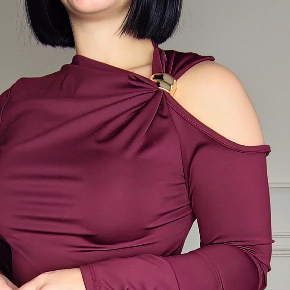 FARIA - Gold Clasp Cold Shoulder Style Top Wine