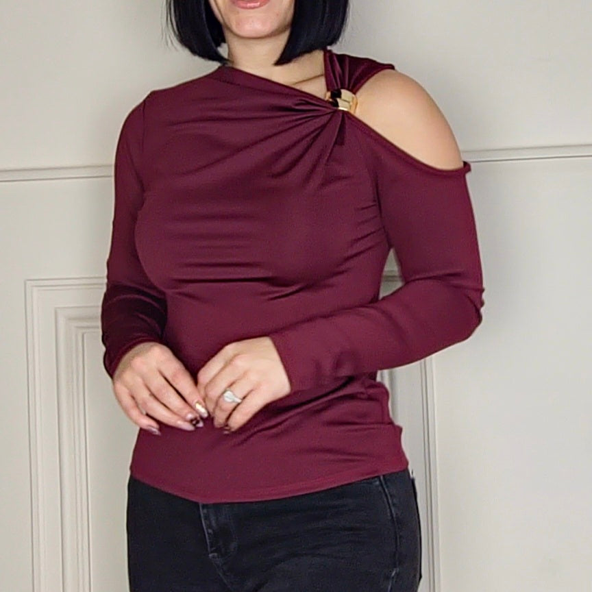 FARIA - Gold Clasp Cold Shoulder Style Top Wine