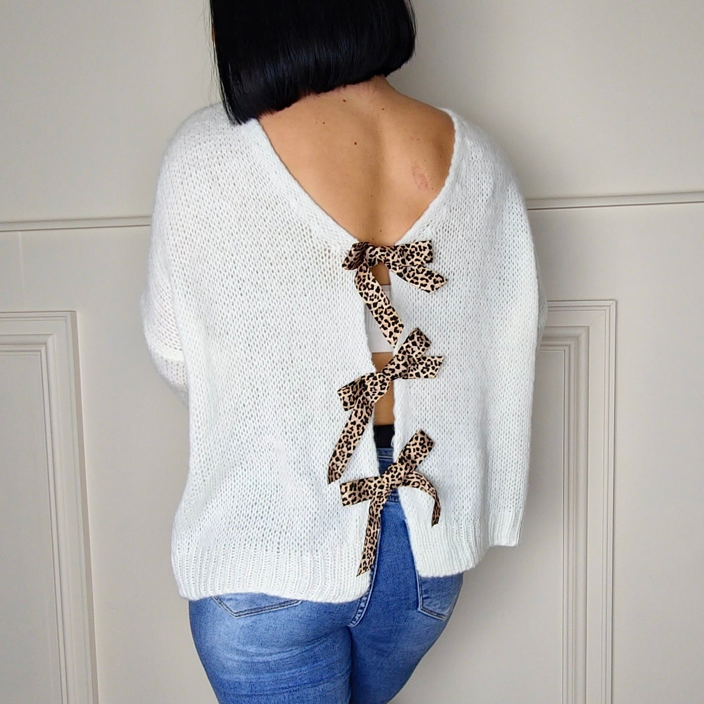STEPHANIE - Leopard Tie Up Knitted Cardigan Cream