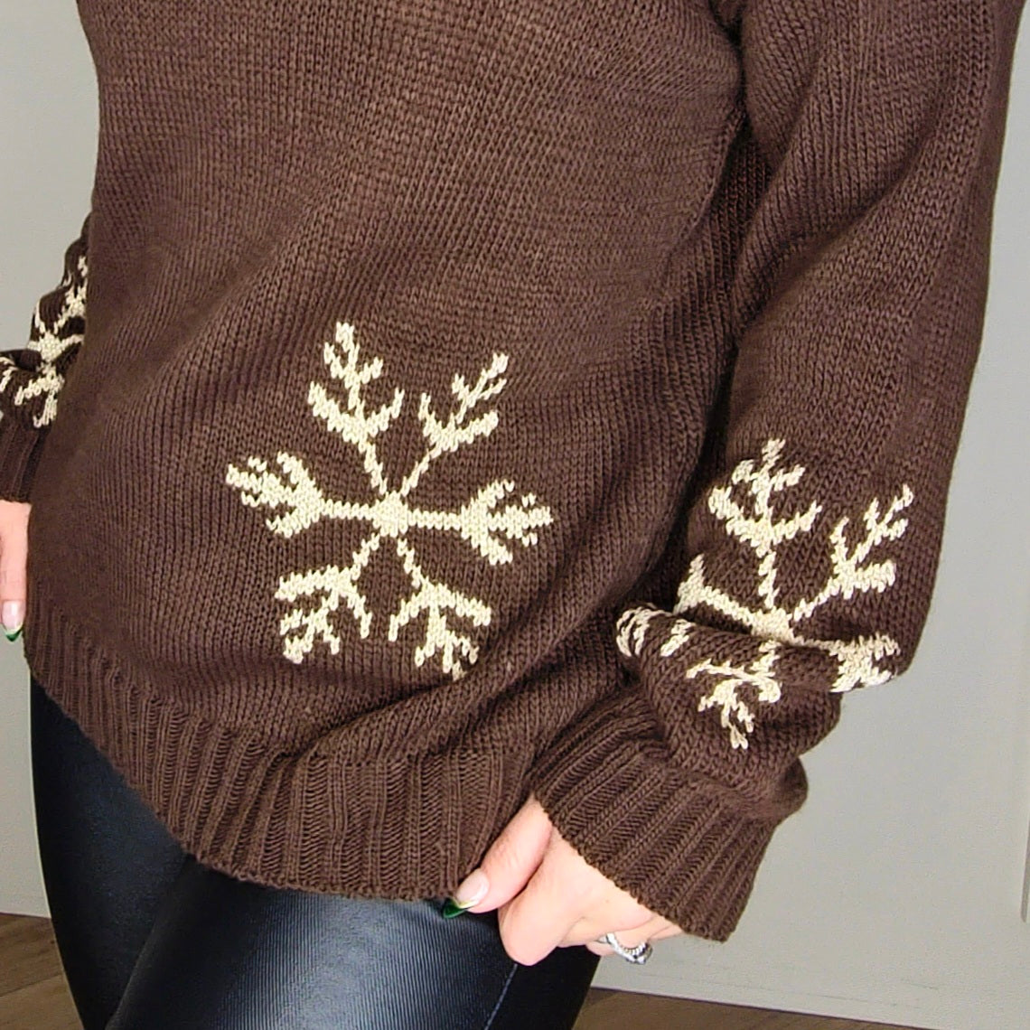 LUNA - Snowflake Shimmer Jumper Chocolate