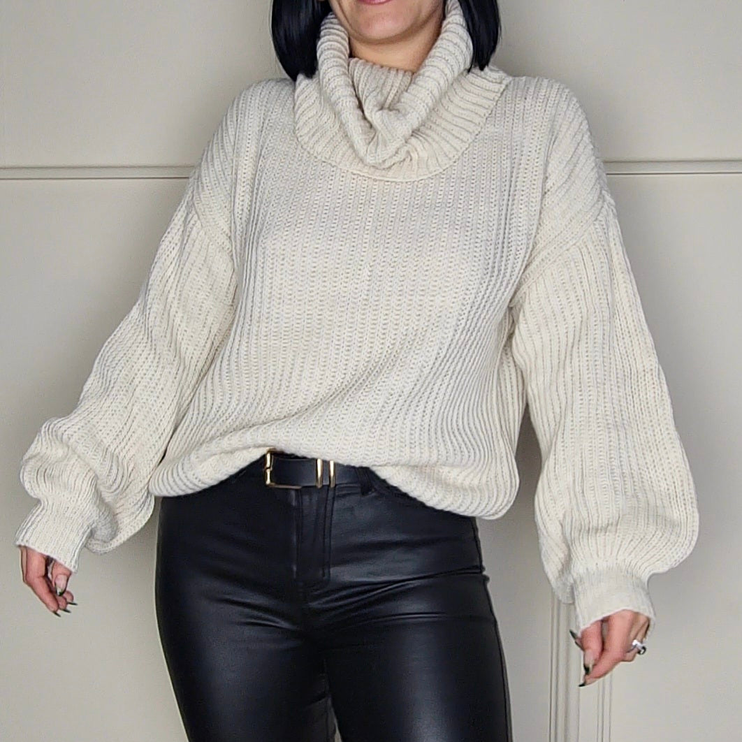 SILVIA - Oversized Turtle Neck Jumper