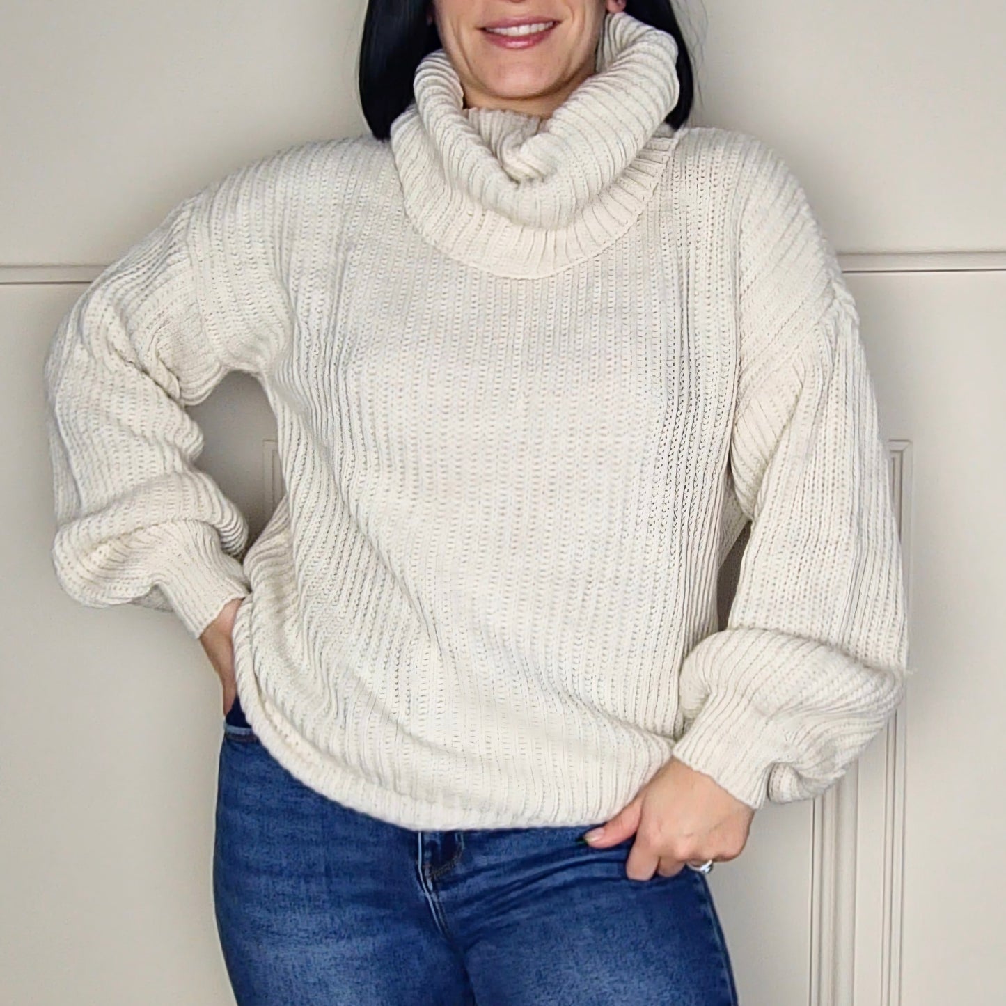 SILVIA - Oversized Turtle Neck Jumper