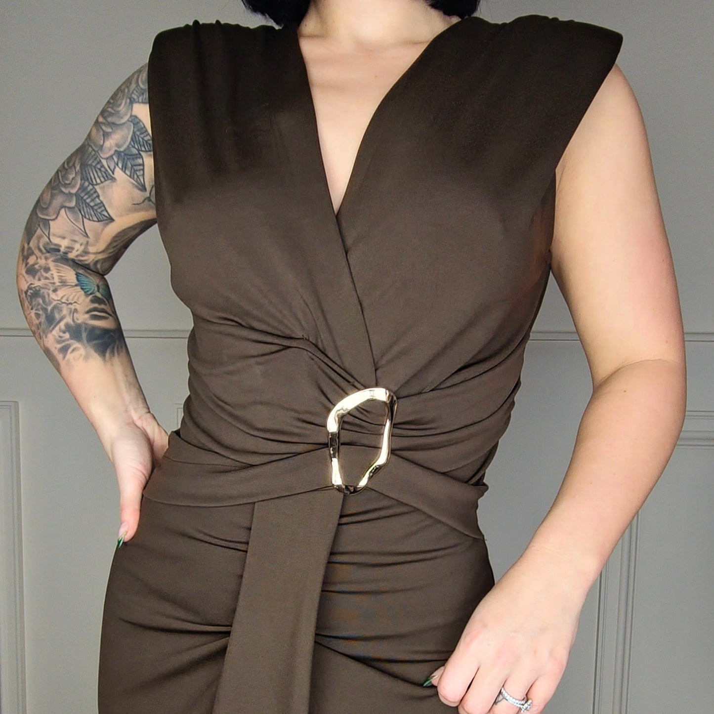 MARIELLE - Sleeveless V Neck Gold Ring Maxi Dress