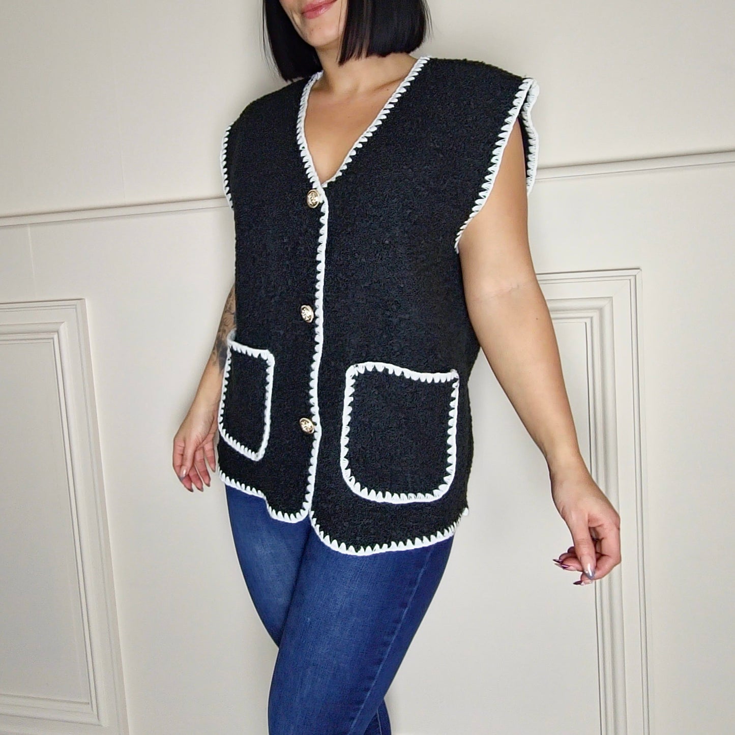 DOTTIE - Boucle Style Sleeveless Button Up Vest