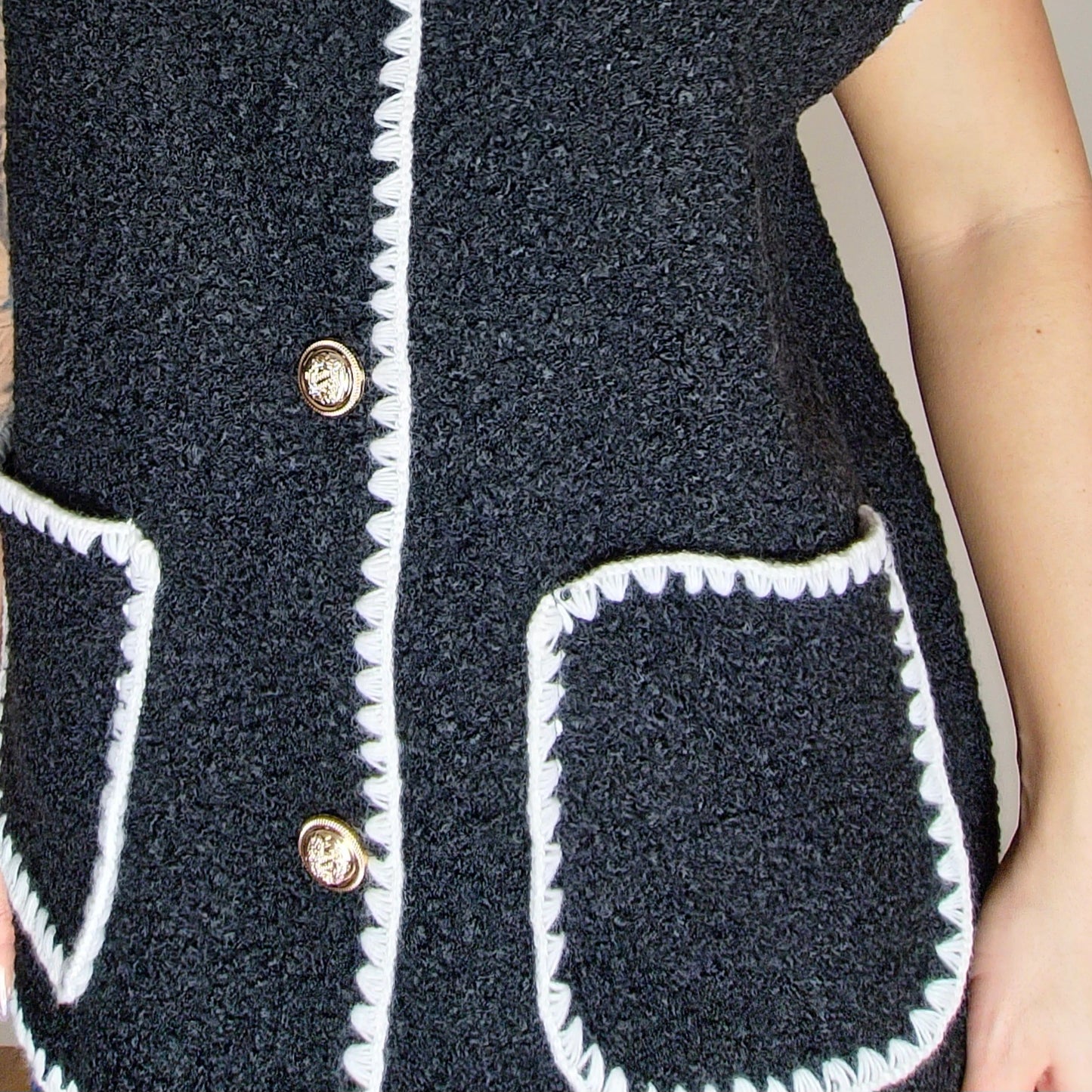 DOTTIE - Boucle Style Sleeveless Button Up Vest
