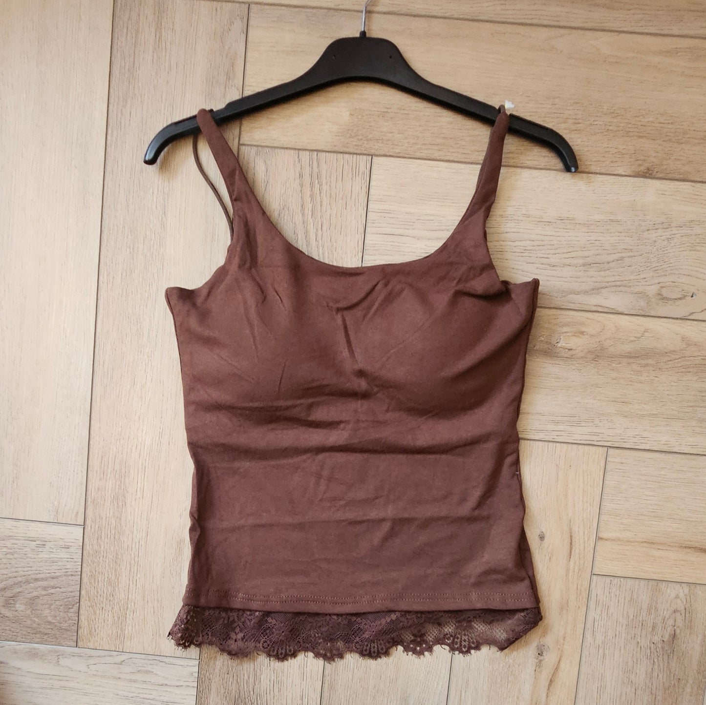 LIA - Padded Cotton Lace Trim Vest Brown