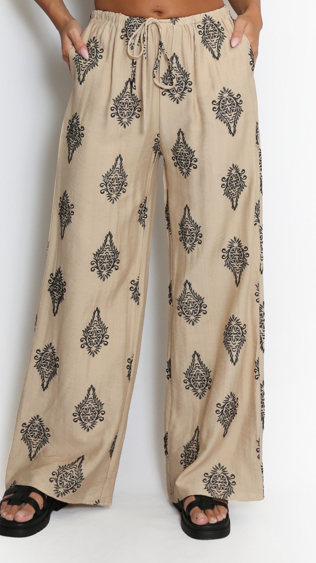 GINA - Paisley Printed Trousers Taupe