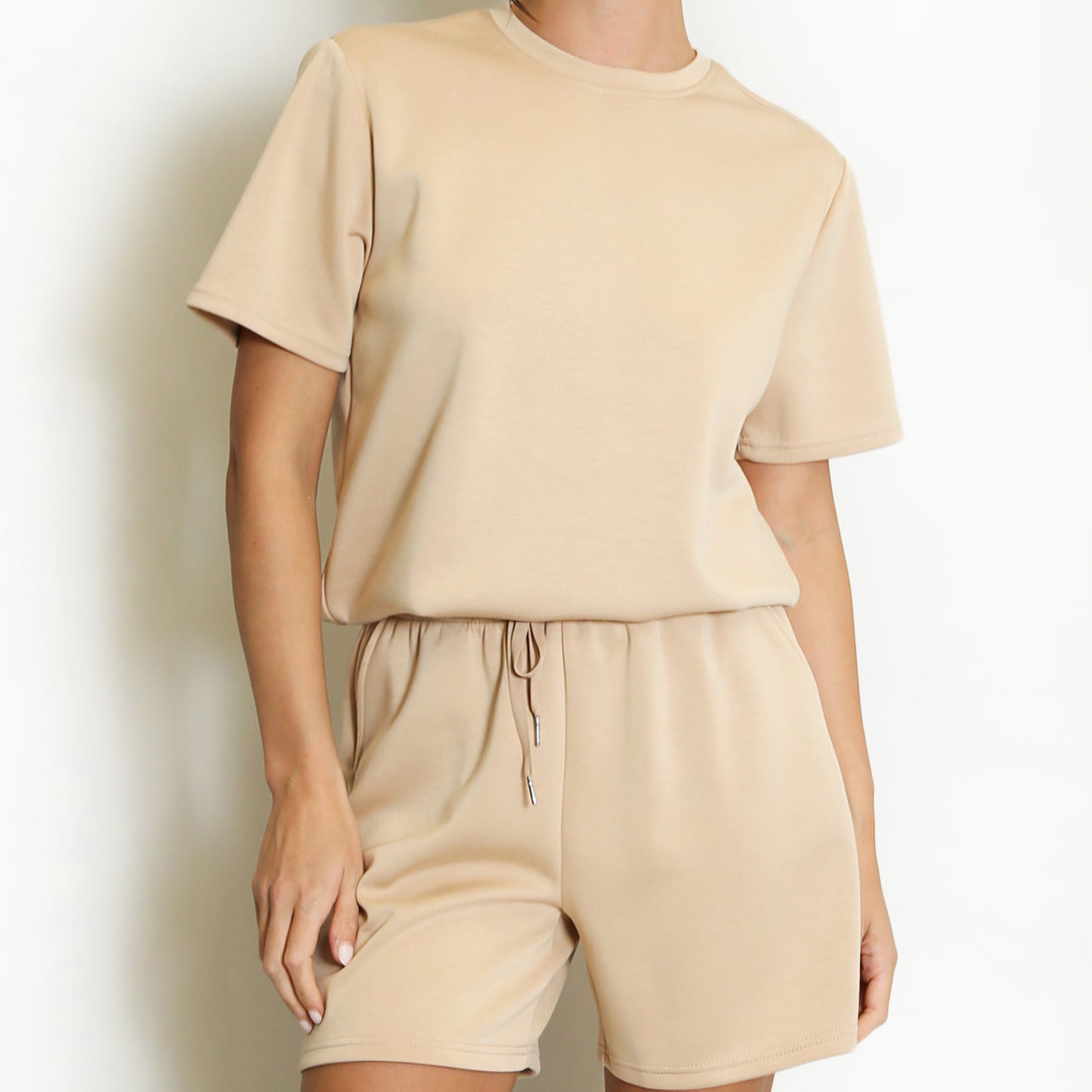 HOLLY - Basic Jersey Tee & Shorts Set Tan