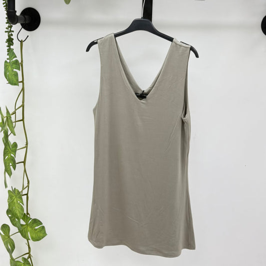 ELIZA - Basic V Neck Vest Mocha