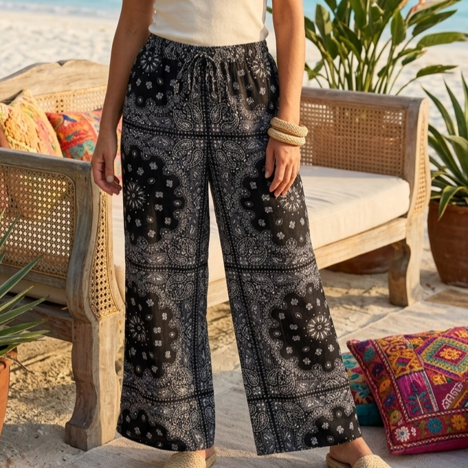 MILLIE - Bandana Print Floaty Trousers Black/Navy