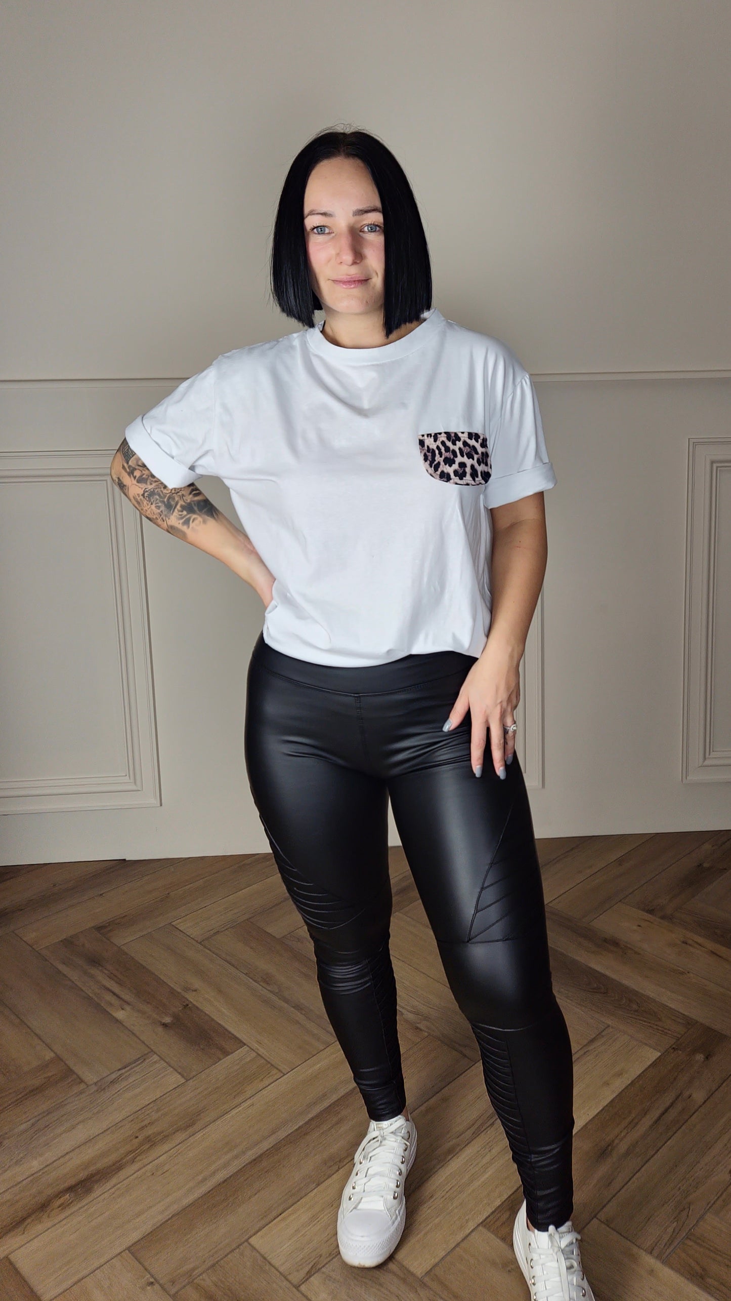 JAYE - White Cotton Leopard Pocket Detail Tee