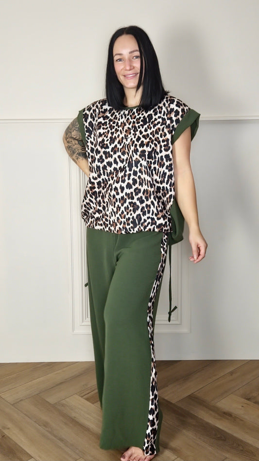 RIVERA - Italian Leopard Print Top & Trouser Set (Curve)