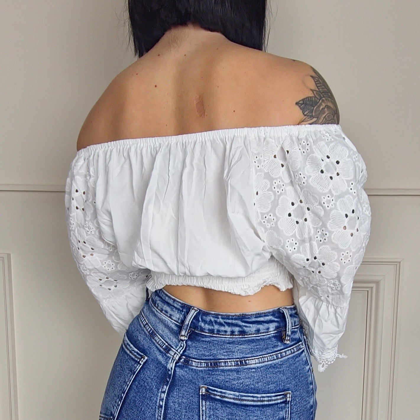 CYNTHIA - Embroiderey Anglaise Gypsy Crop Top