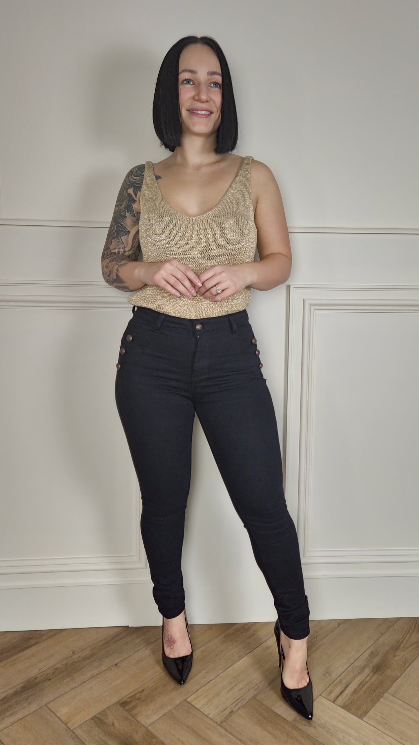 FLEUR - Button Detail Push Up Skinny Stretch Jeans