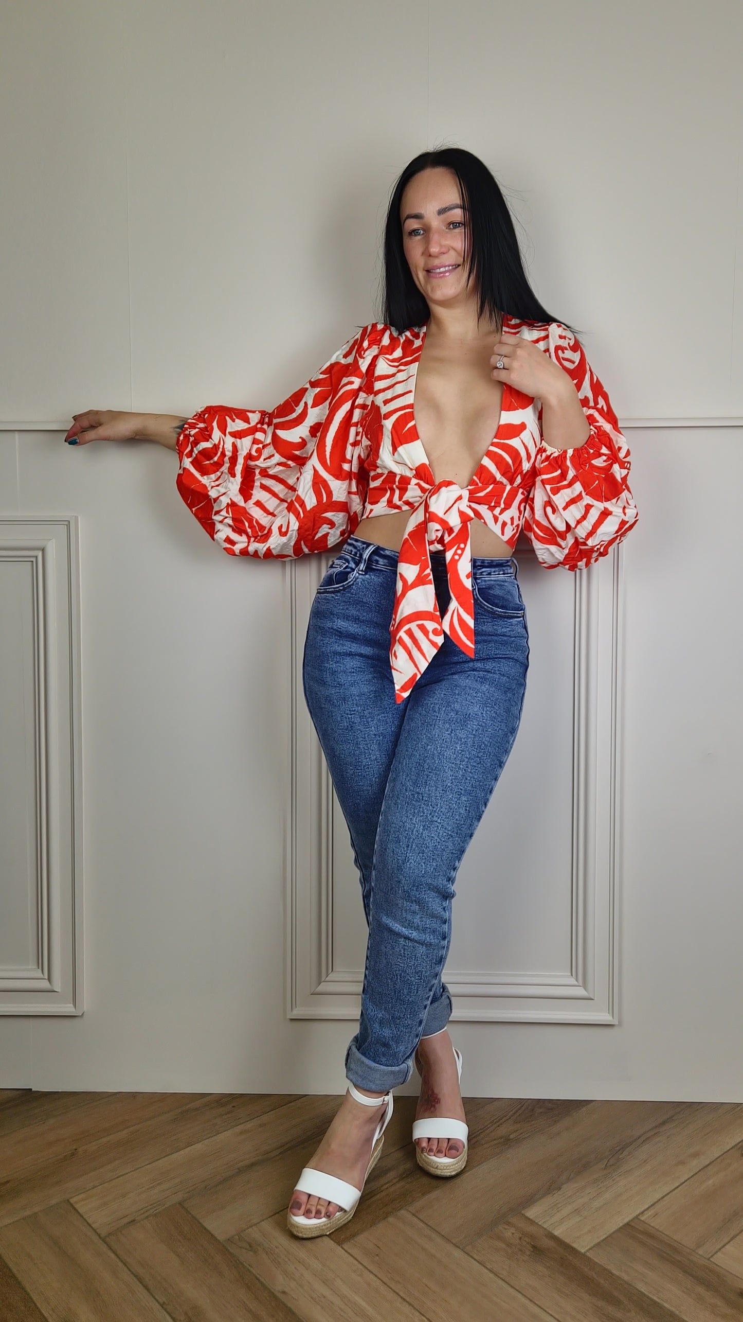 ALLANA - Cropped Blouse Red