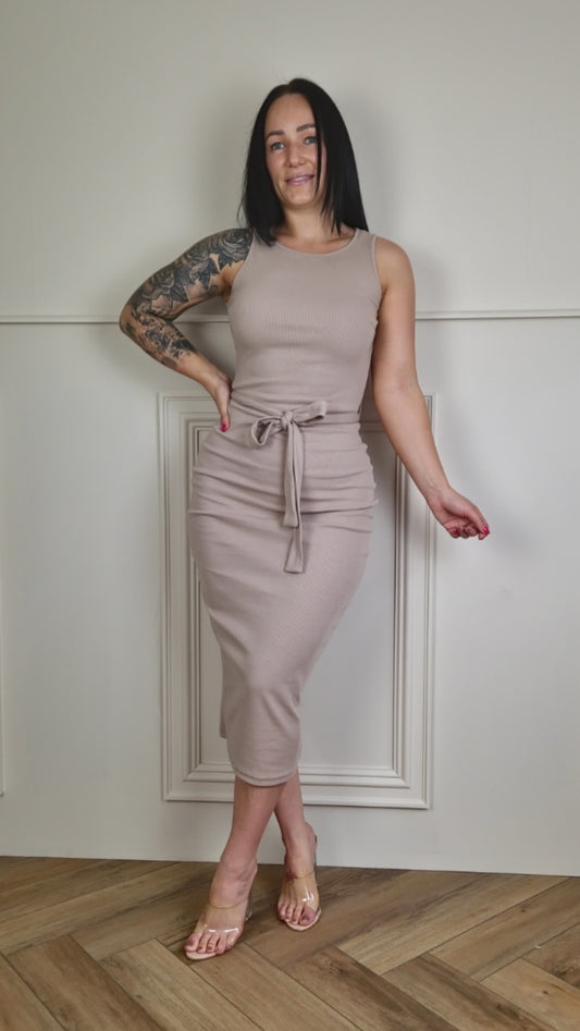 CORA - Ribbed Open Back Midi Dress