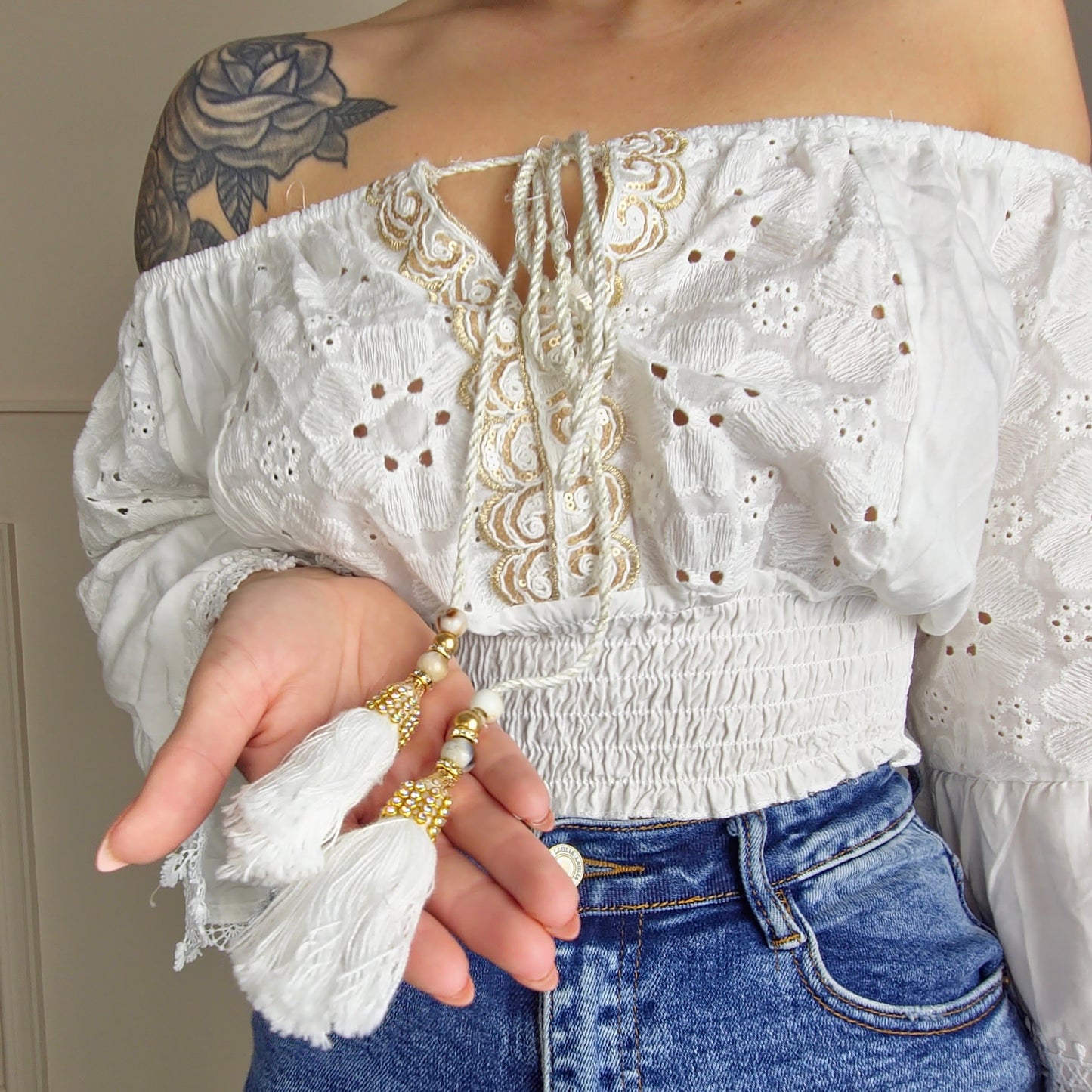 CYNTHIA - Embroiderey Anglaise Gypsy Crop Top
