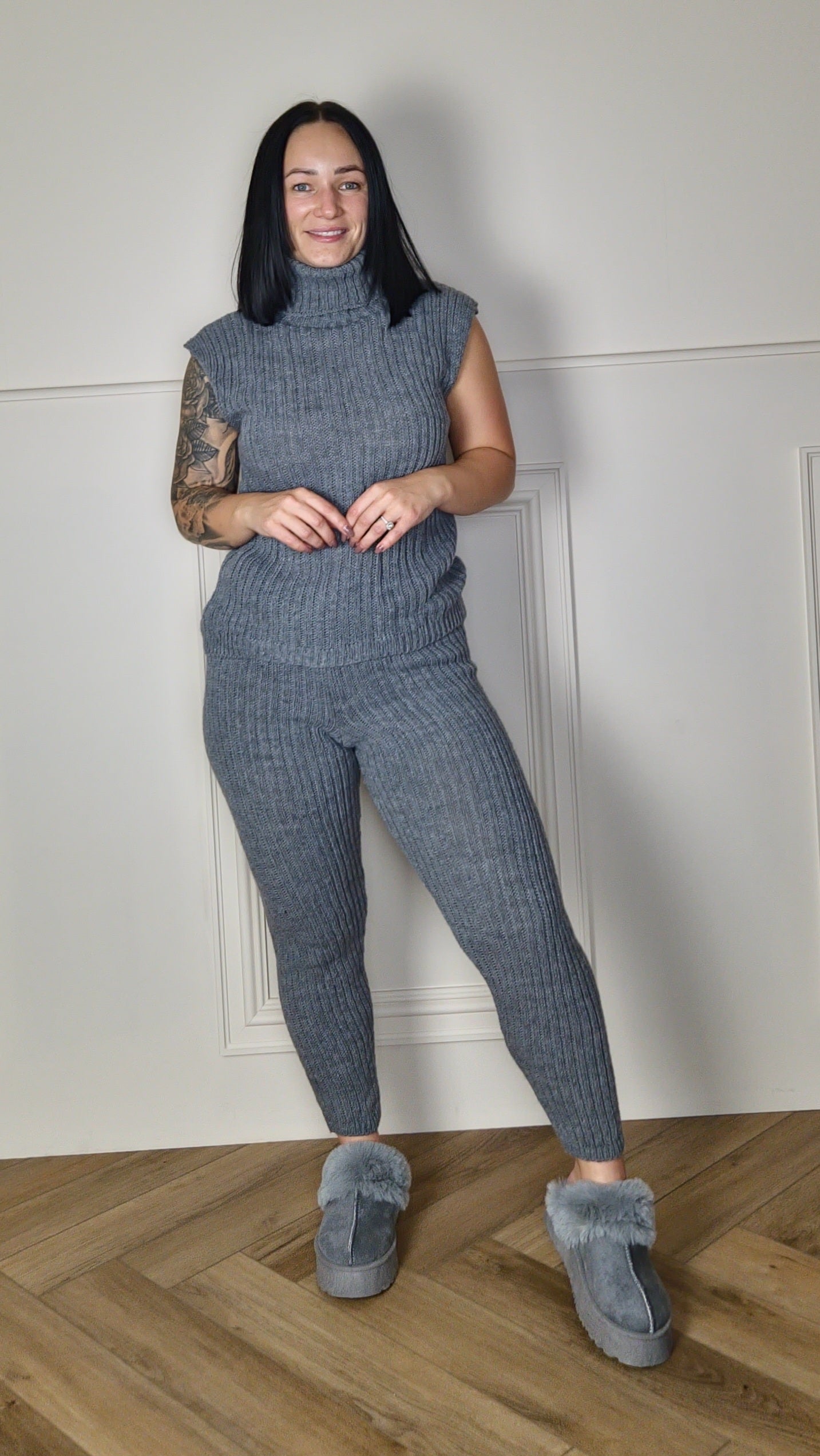 REMI - Three Piece Knitted Set Grey