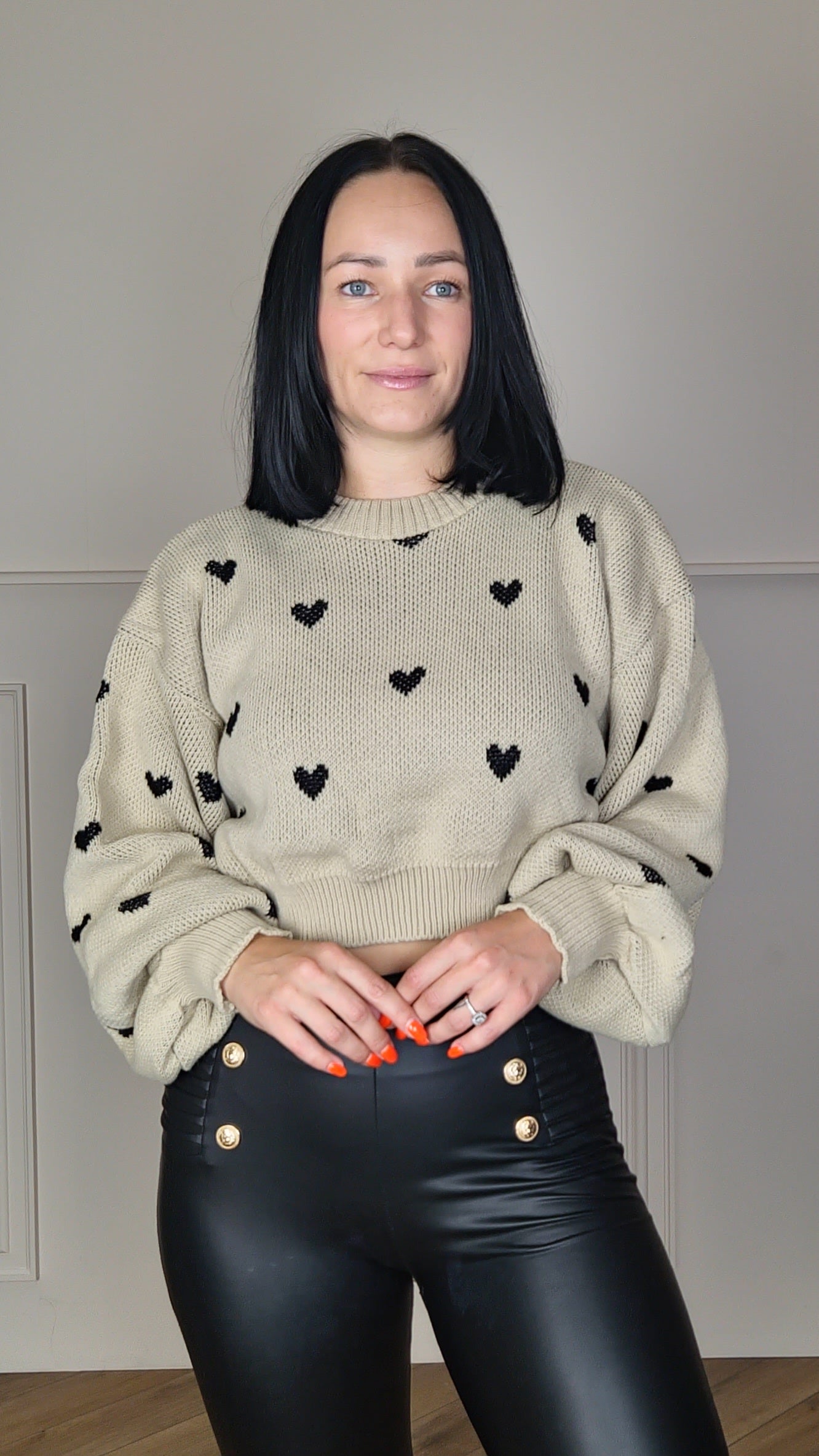 HEART - Oversized Cropped Heart Detail Knitted Jumper
