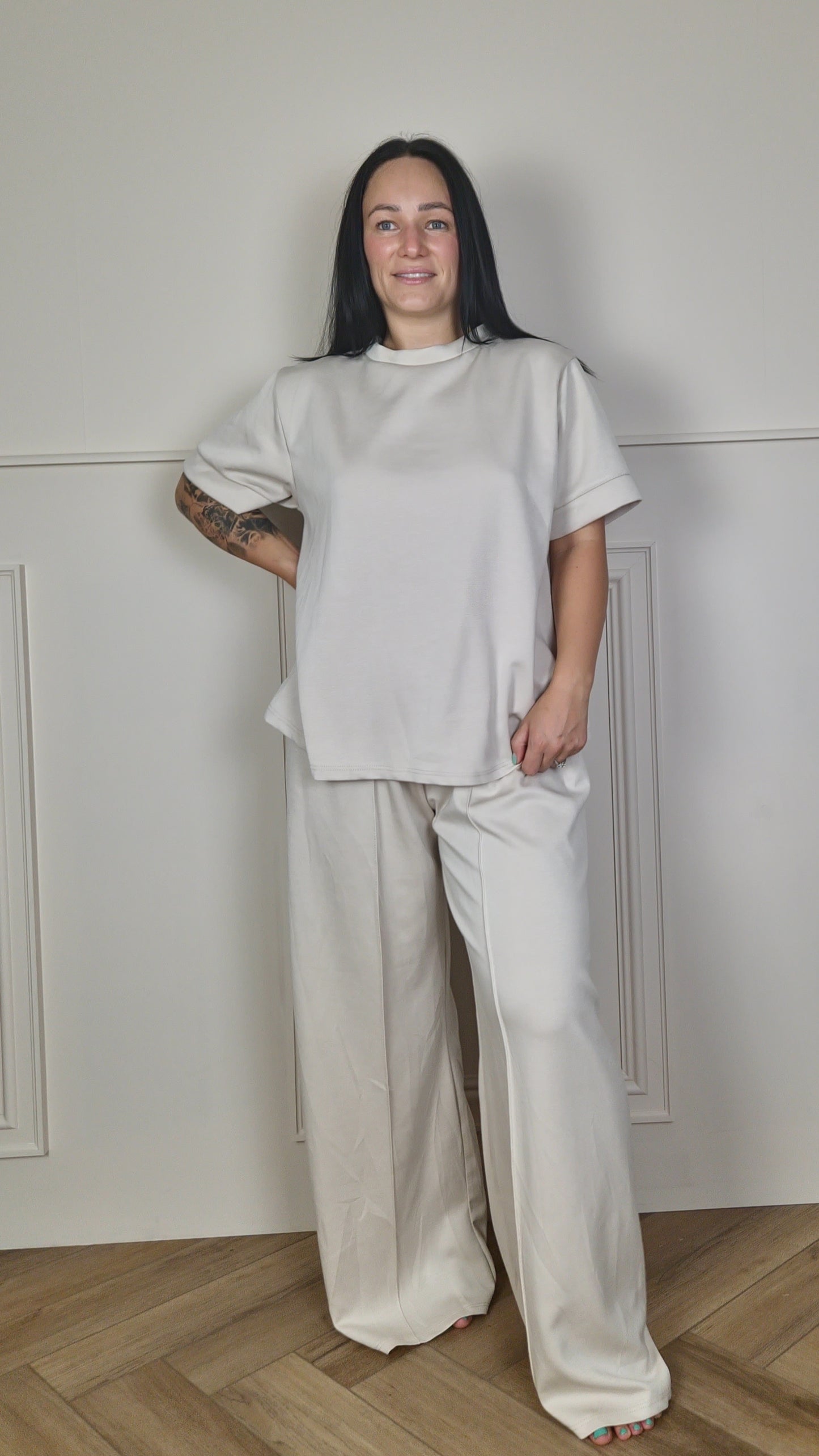 TAYLOR - T-Shirt & Trouser Set
