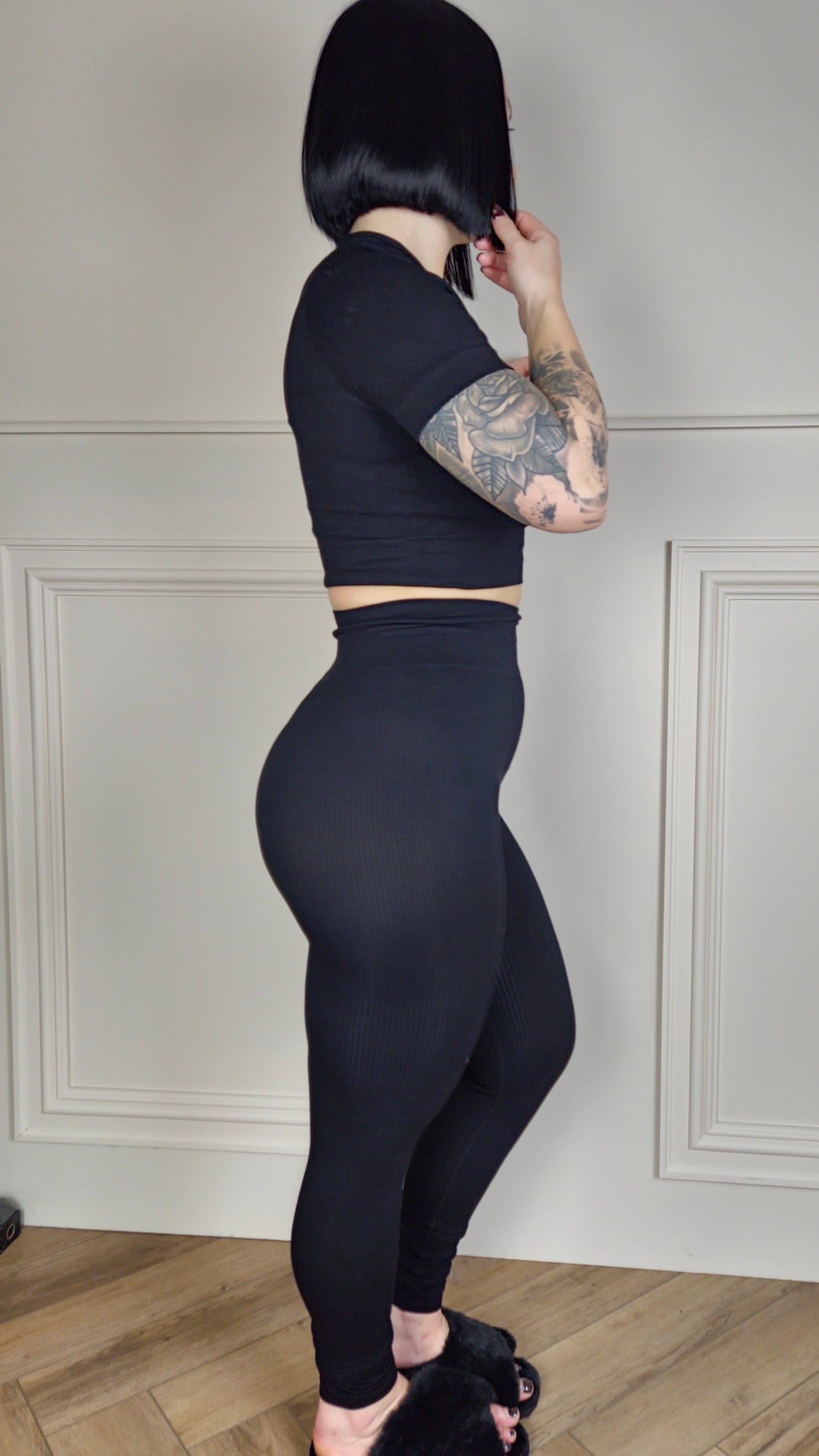 TORI - Ribbed T-Shirt & Legging Lounge Set
