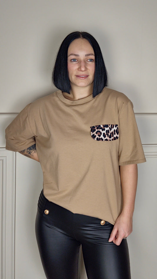 JAYE - Camel Cotton Leopard Pocket Detail Tee