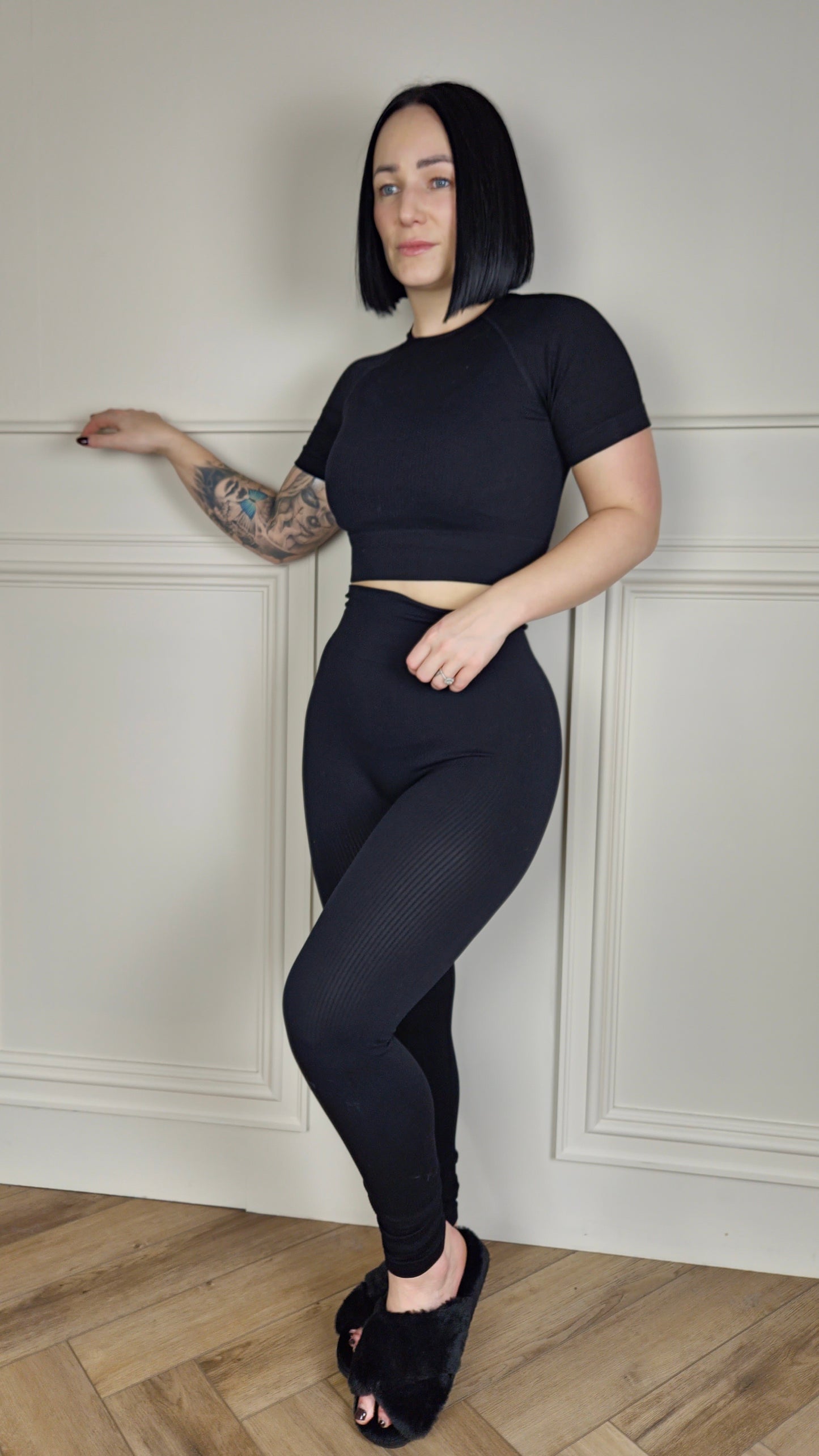 TORI - Ribbed T-Shirt & Legging Lounge Set