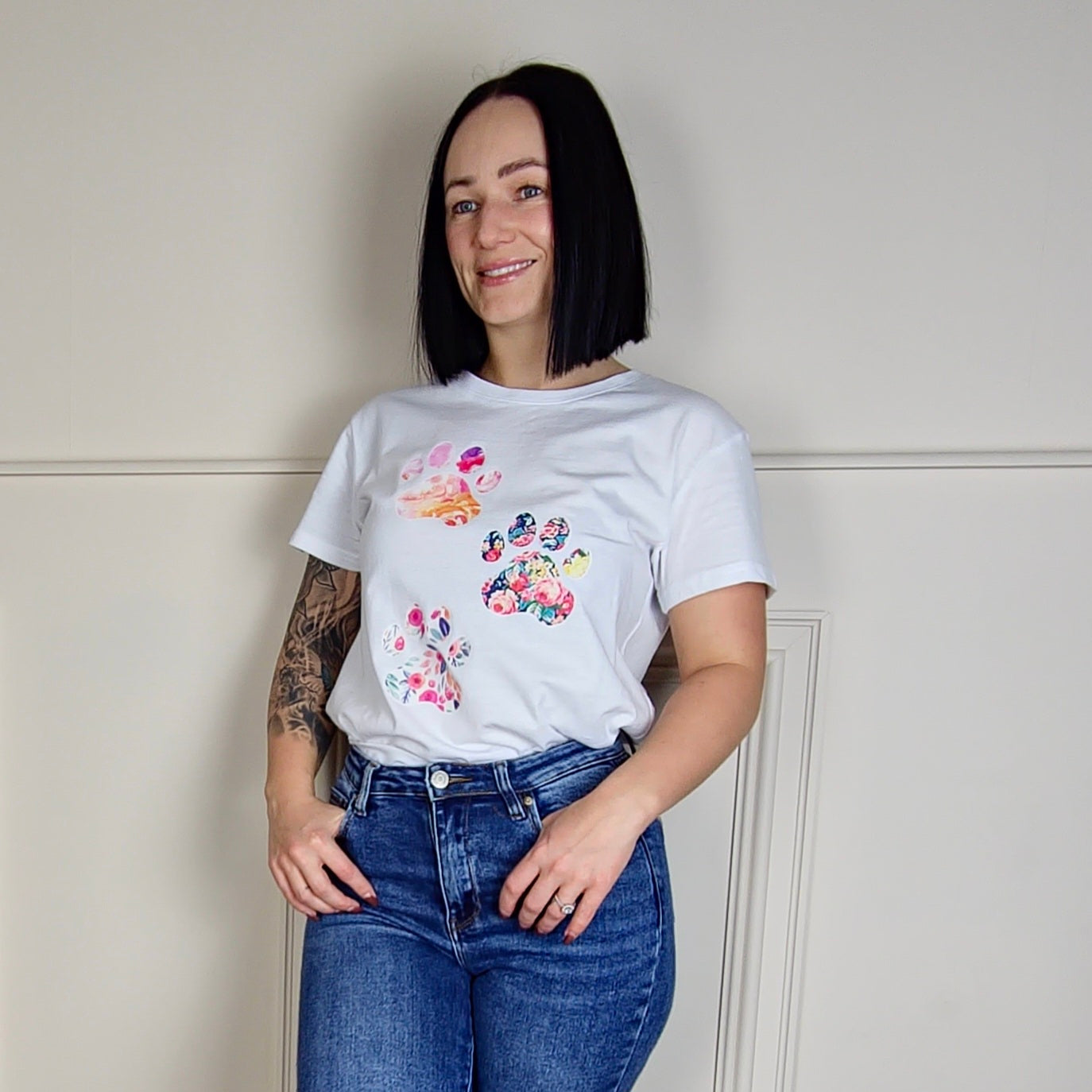 ZIVA - Paw Print Graphic Tee
