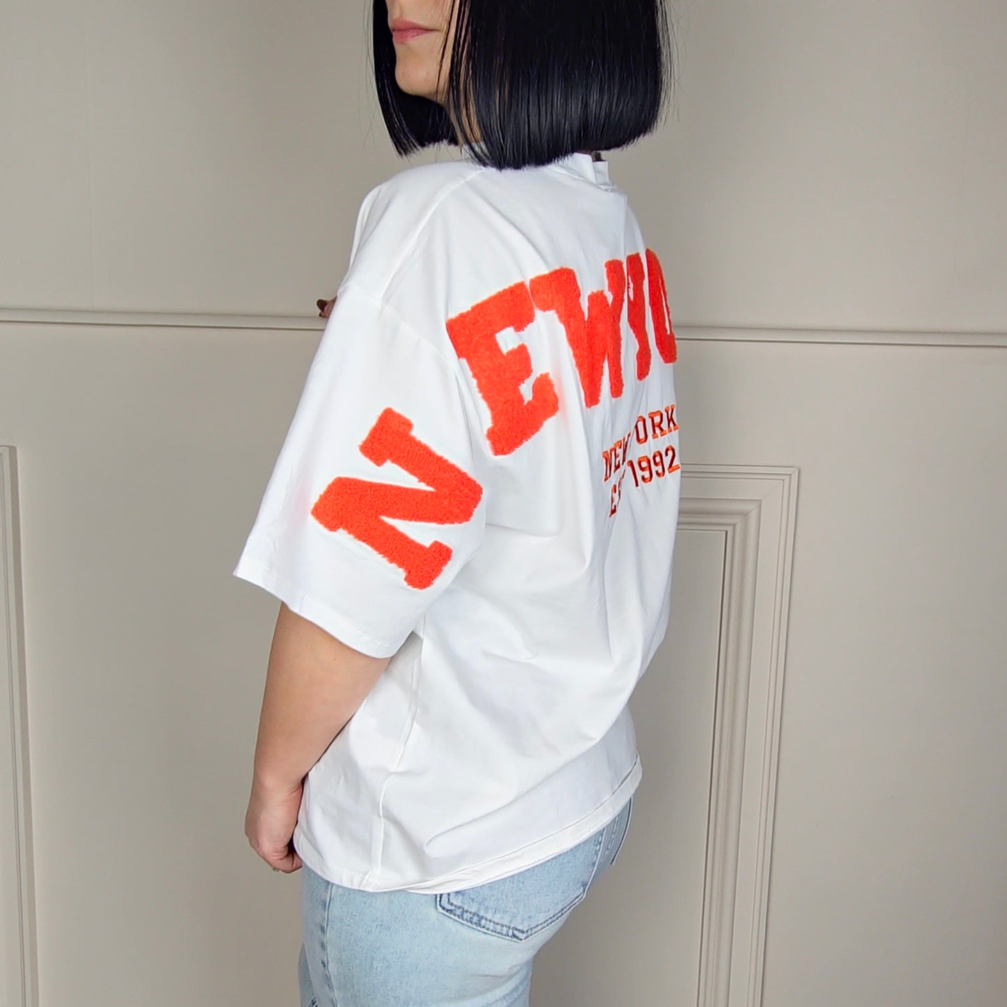 AMELIA - New York Embossed Back T-Shirt